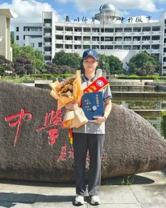 Известният китайски ракетен експерт почина на 63 години